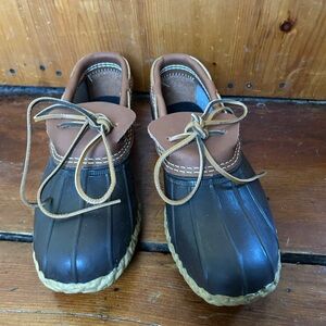 L.L. Bean Men's Brown and Black Rain Boots new